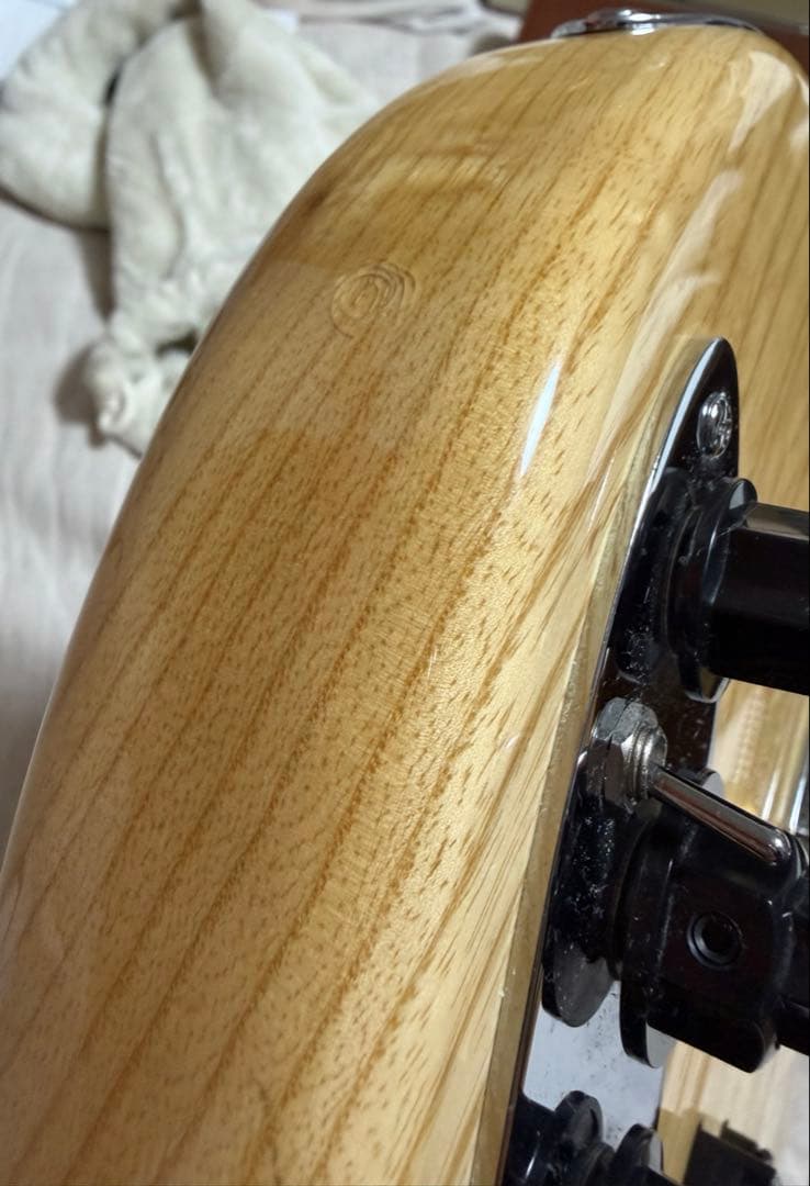 ベース Sire V7 Vintage Ash 2nd Generation NT