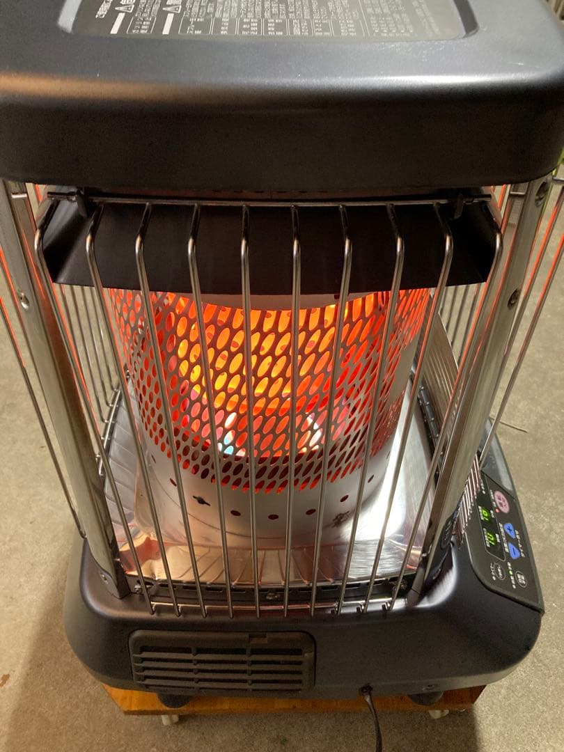 送料無料‼ 大型　業務用ストーブ　ダイニチ　ブルーヒーターFM-182F⑲