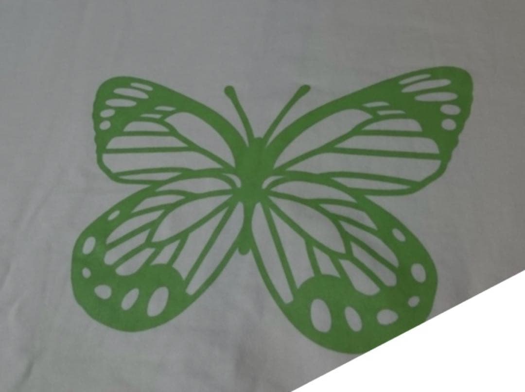 yanagina ファンクラブ限定　蝶ロゴ付きクリーム色　パーカー　Lサイズ