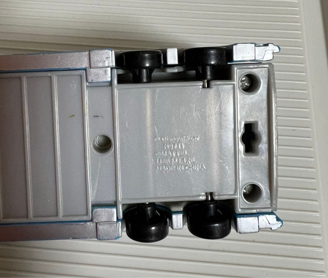 カーズ、マテル、キングトレーラー、マックトレーラー、ミニカー収納