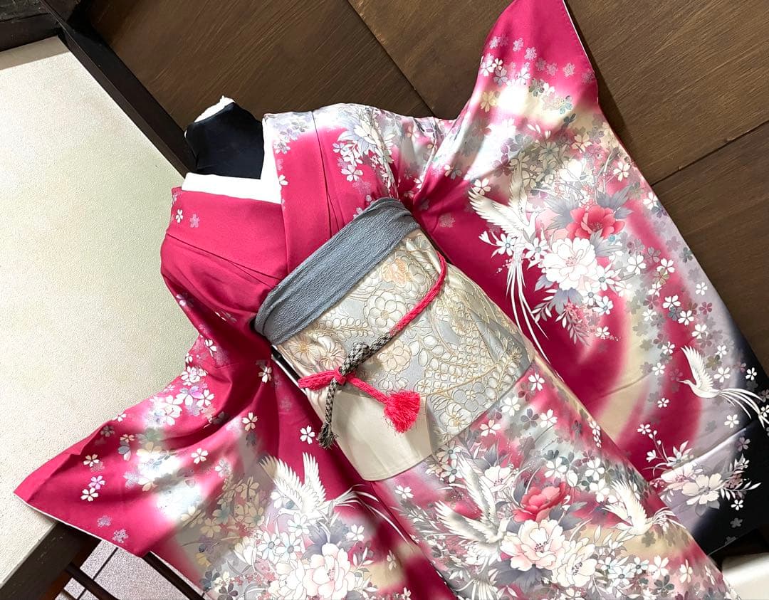 振袖 フルセット6点サイズM〜Ｌ熨斗吉祥花鳥蝶文　正絹売り切り終了