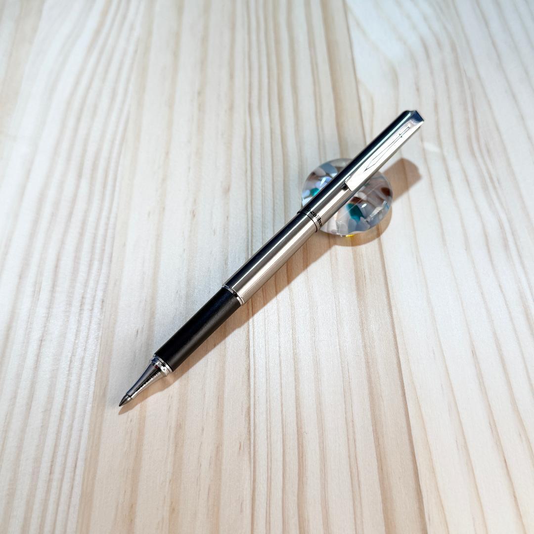 ぺんてる　エクスキャリバー　水性ボールペン　ステンレスシルバー