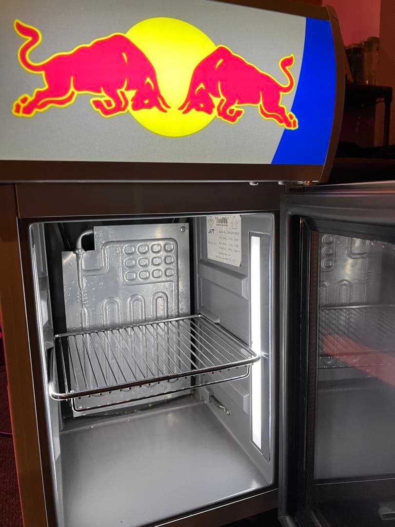 Red Bull LEDレッドブル冷蔵庫 鍵付き 限定レア非売品