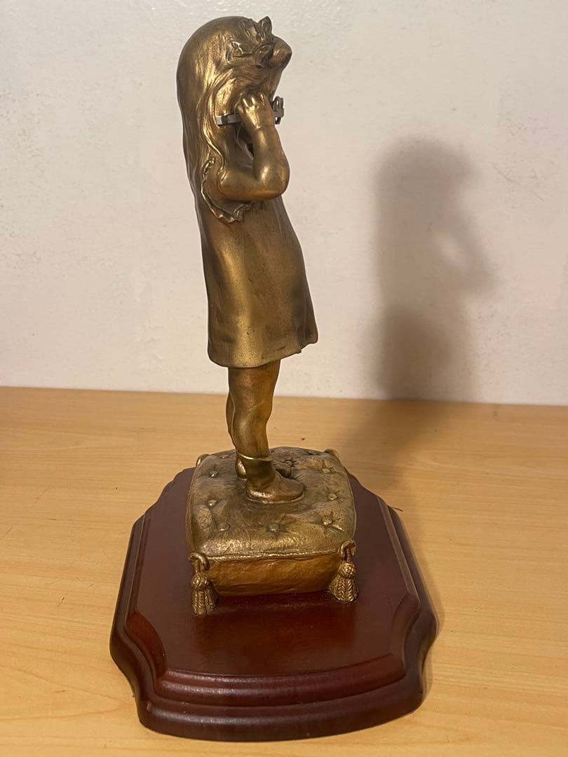 ブロンズ製少女像 メガネ付き