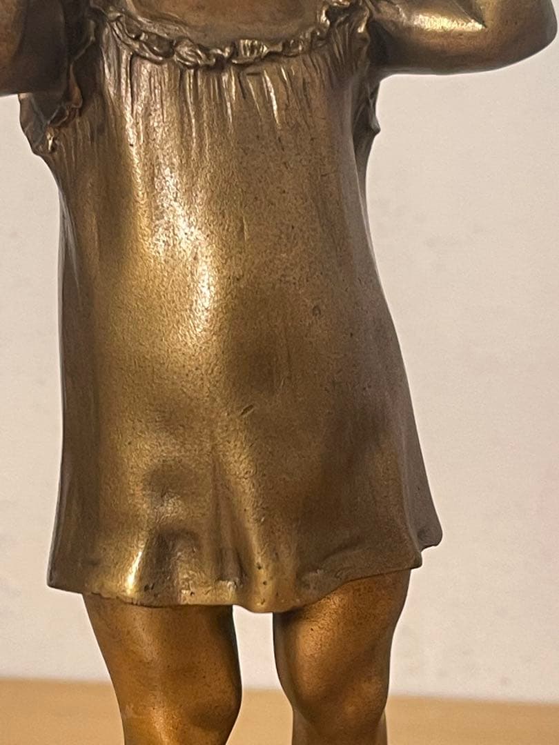 ブロンズ製少女像 メガネ付き