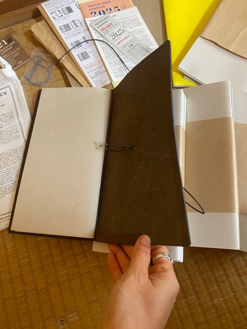 まとめTRAVELER'S notebook 予備無印ノート18冊+結束バンド