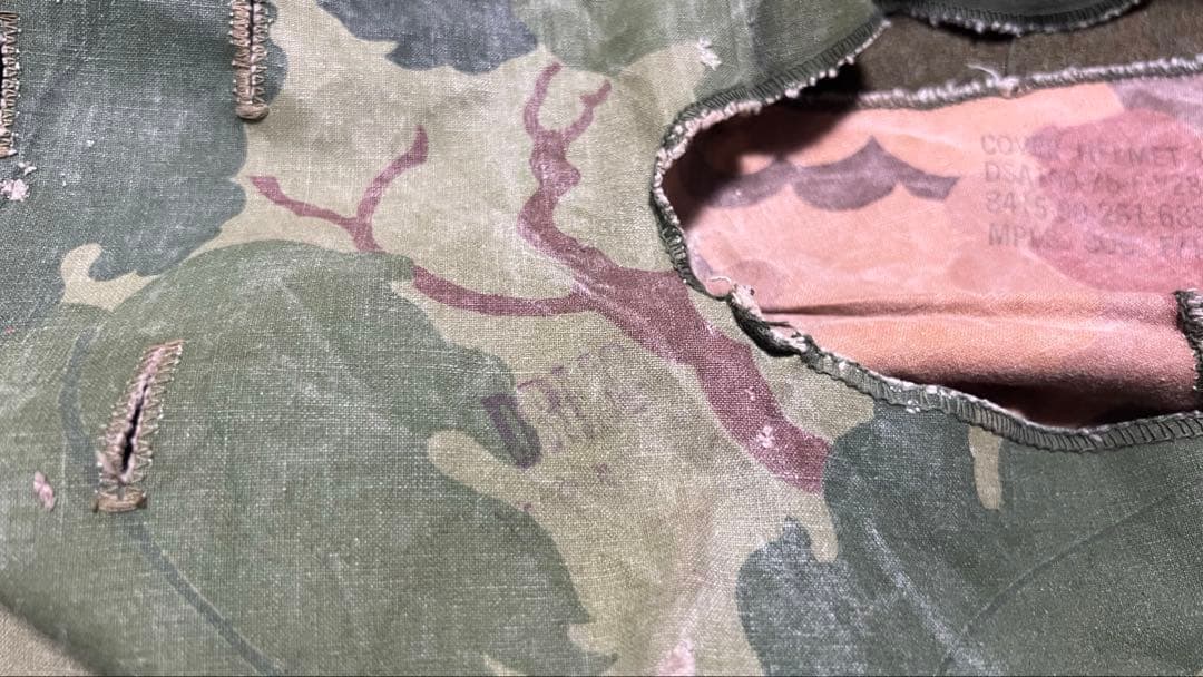 【実物】ヘルメット 米軍 ベトナム戦争M1 軍幕 ミッチェルパターン