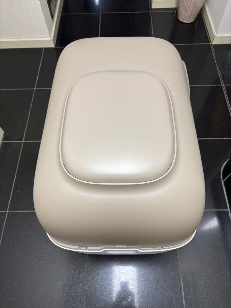 Pety自動猫用トイレ 四角形ベージュ