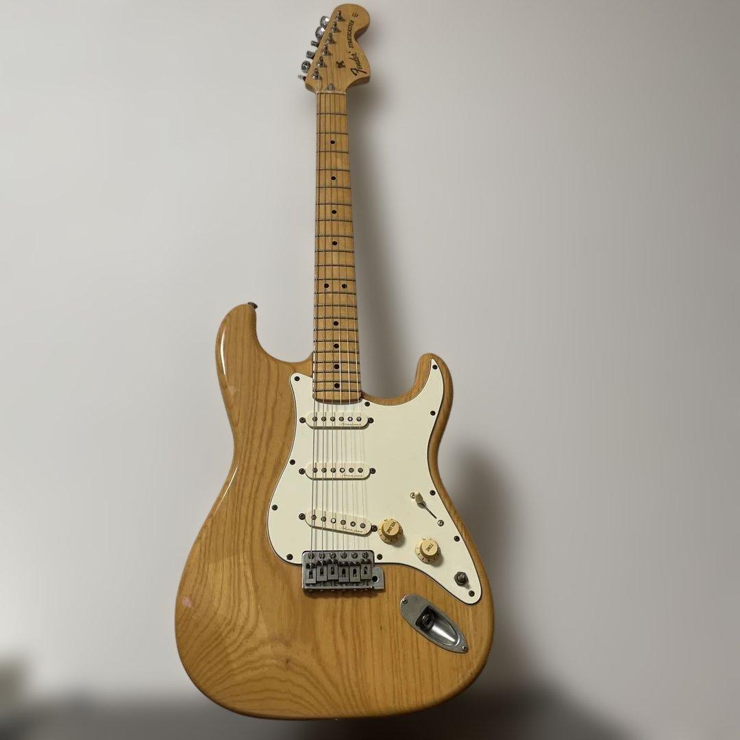 フェンダージャパン　ストラトキャスタータイプ エレキギター
