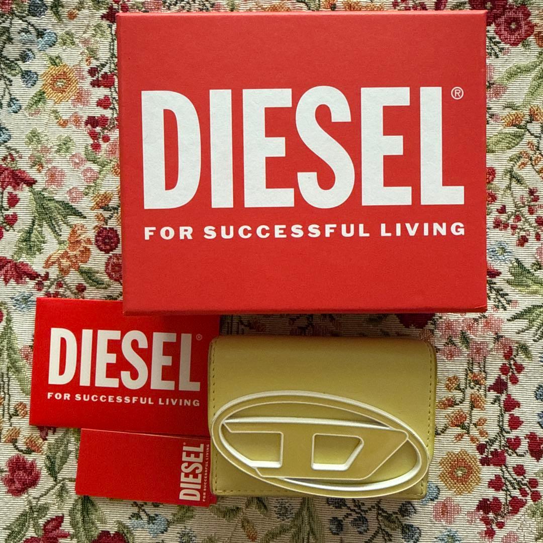 たこ　DIESEL イエロー 三つ折り財布