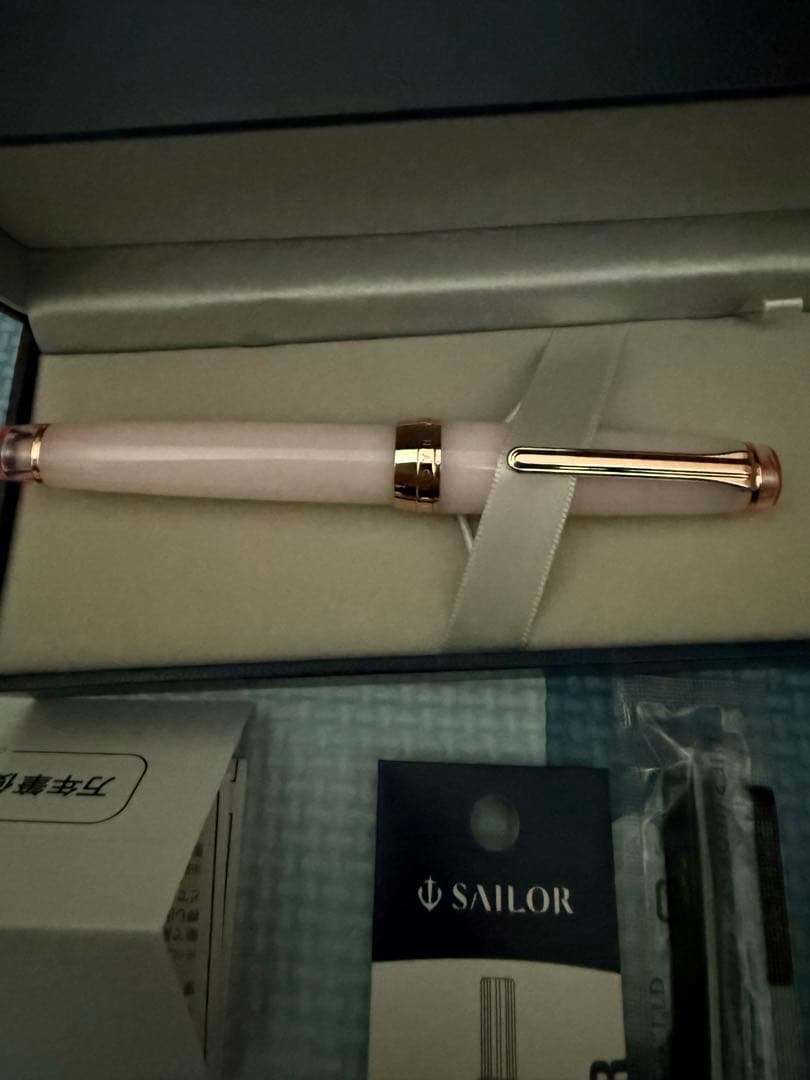 八文字屋　万年筆　久保桜ブルームピンク