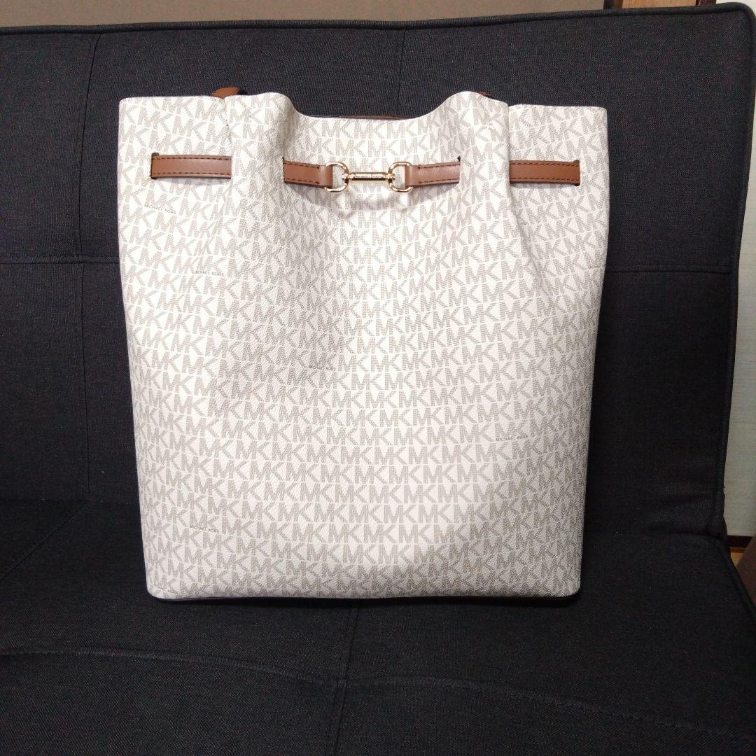 Michael Kors ロゴプリントバッグ