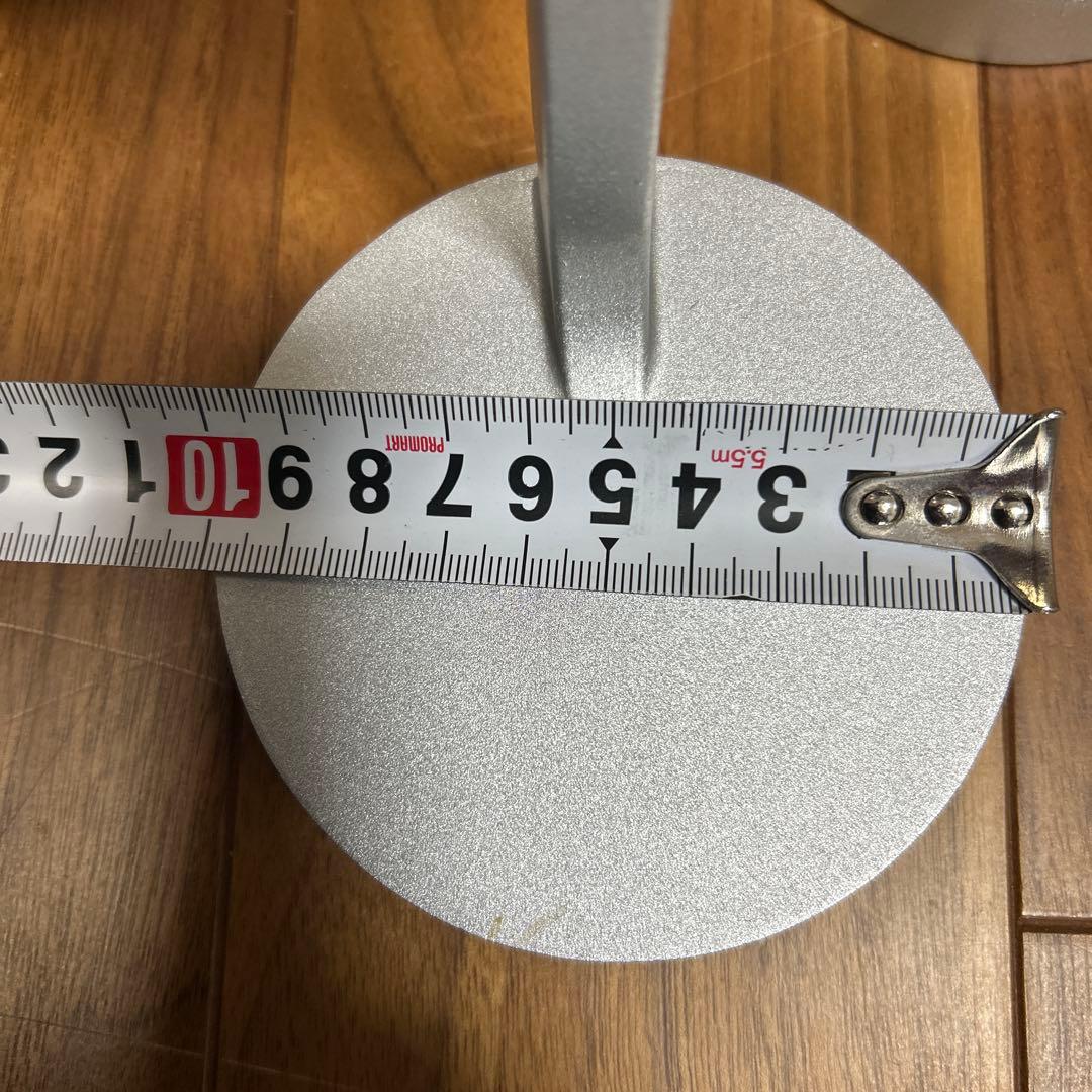 B&O三角スピーカーの壁面設置用台座