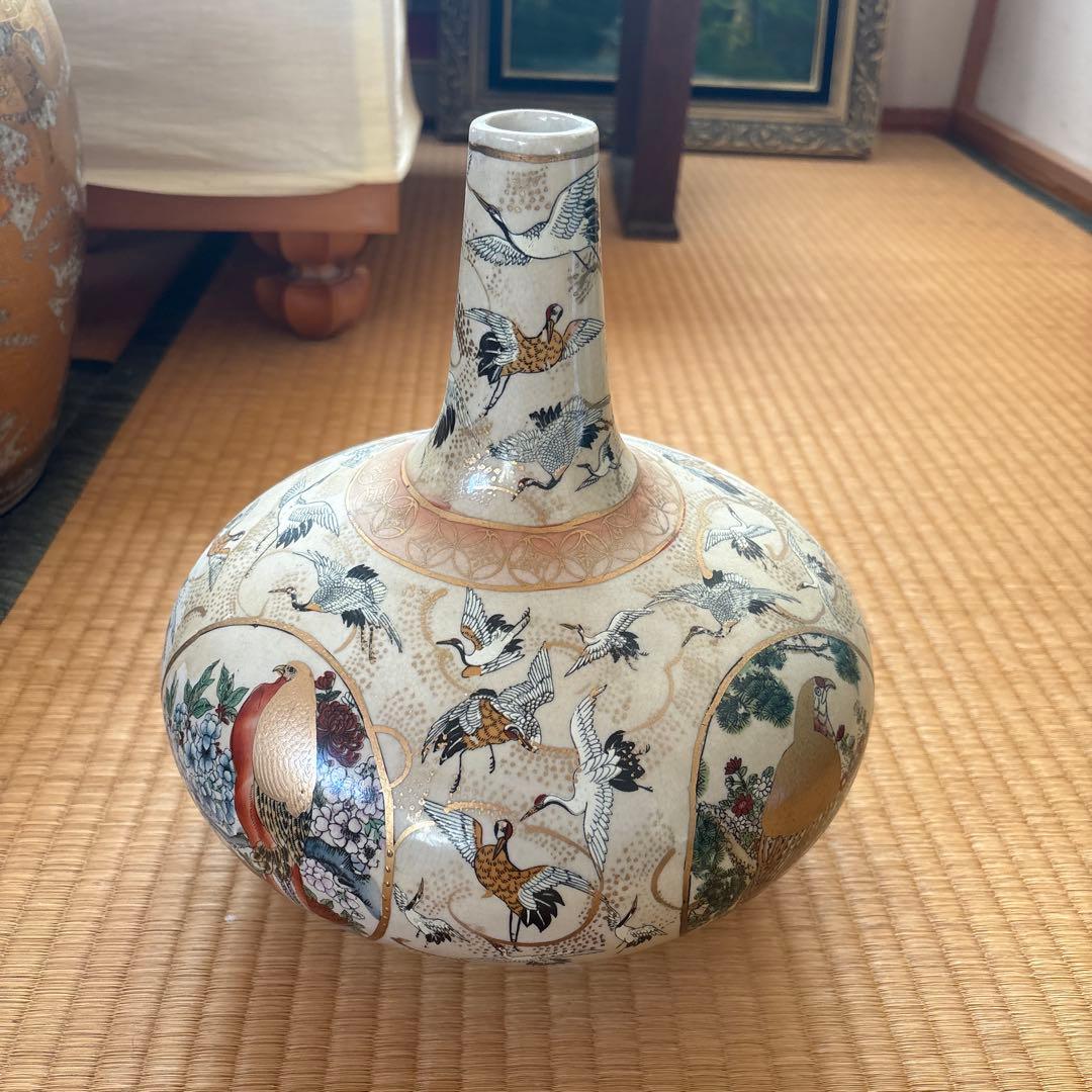 鳥の絵柄 陶器 花瓶　薩摩焼
