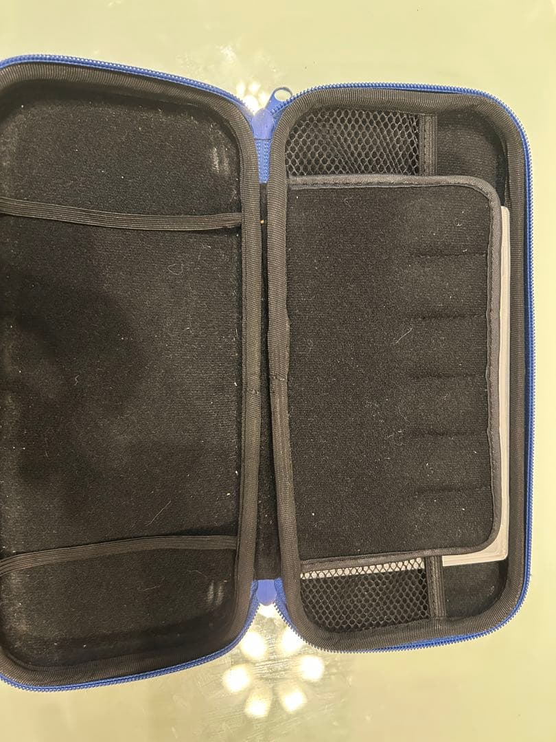 Nintendo Switch 本体 スイッチのカバー付き