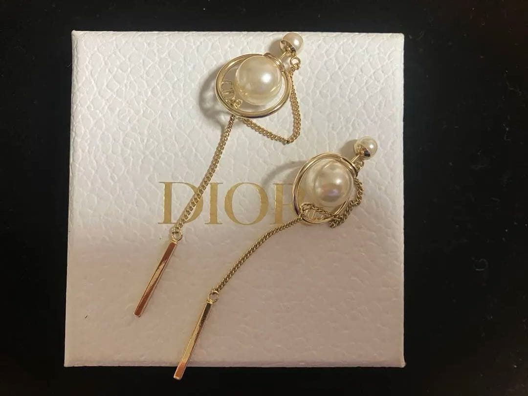 ほー【希少モデル】 クリスチャンディオール トライバル ピアス Dior