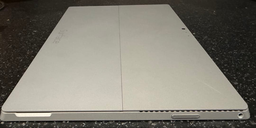 【1/15まで出品】Surface pro 3