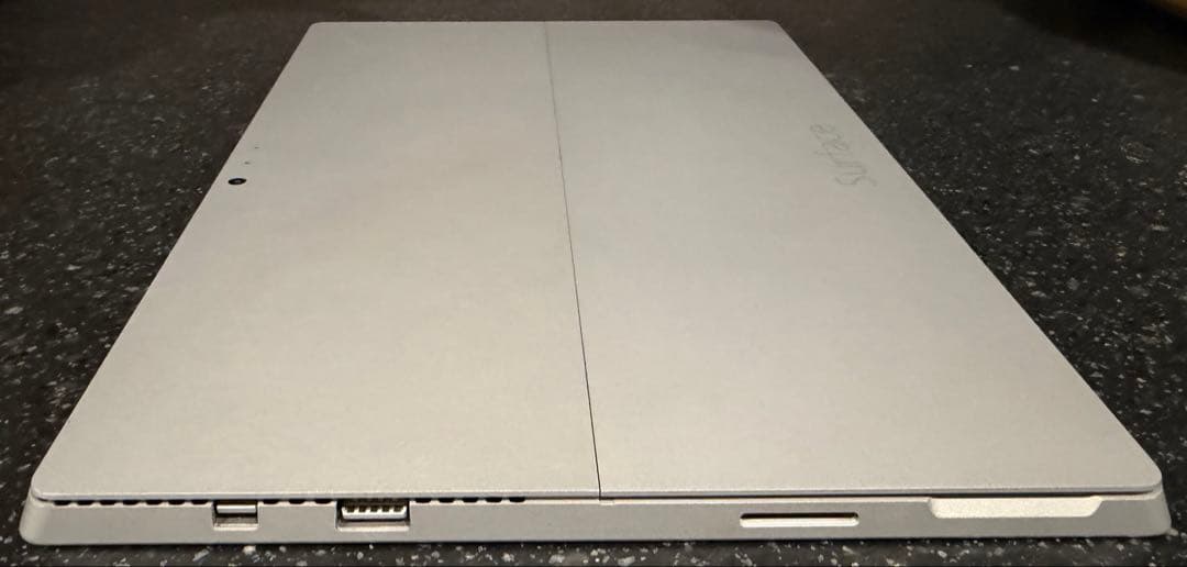 【1/15まで出品】Surface pro 3