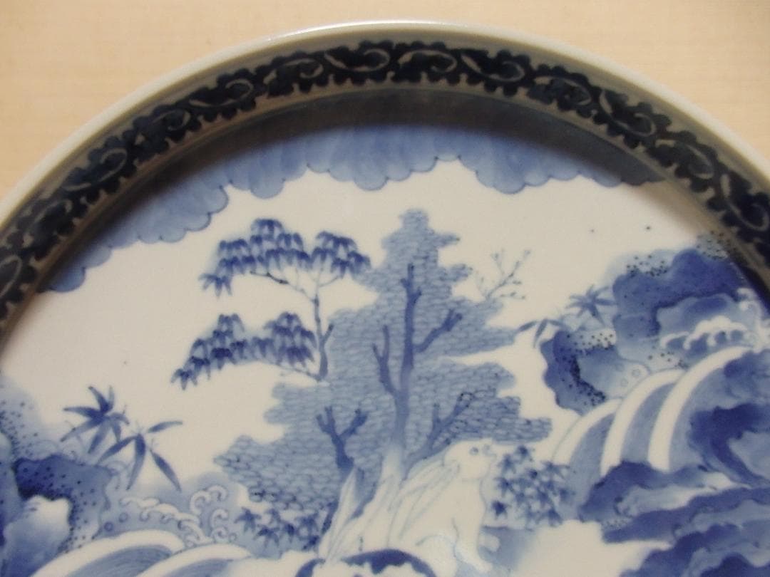 古伊万里 　大皿『波うさぎ』風景図　染付　江戸期