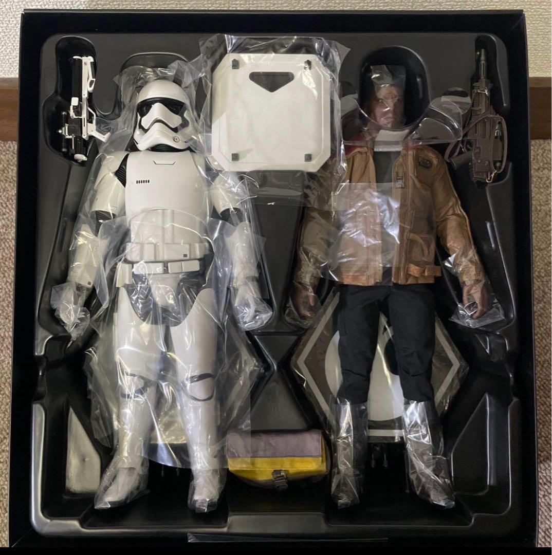 【美品】スター・ウォーズ　フィン & ストームトルーパー＜２体セット＞