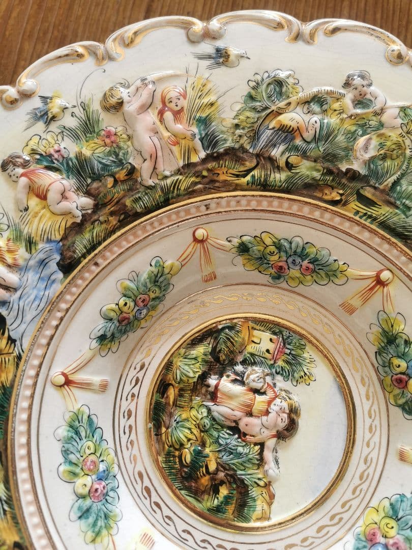 アンティーク カポディモンテ ラージデコレーションプレート 深大皿 子供達の収穫