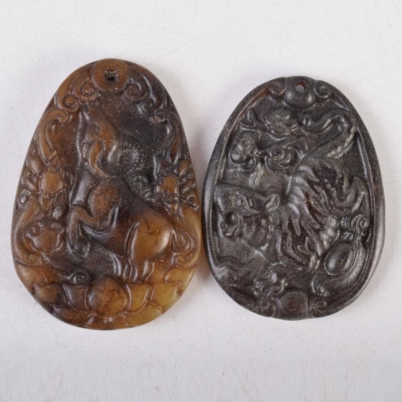 中国　玉石彫刻　観音像・動物など　根付　置物　10点　C　8447