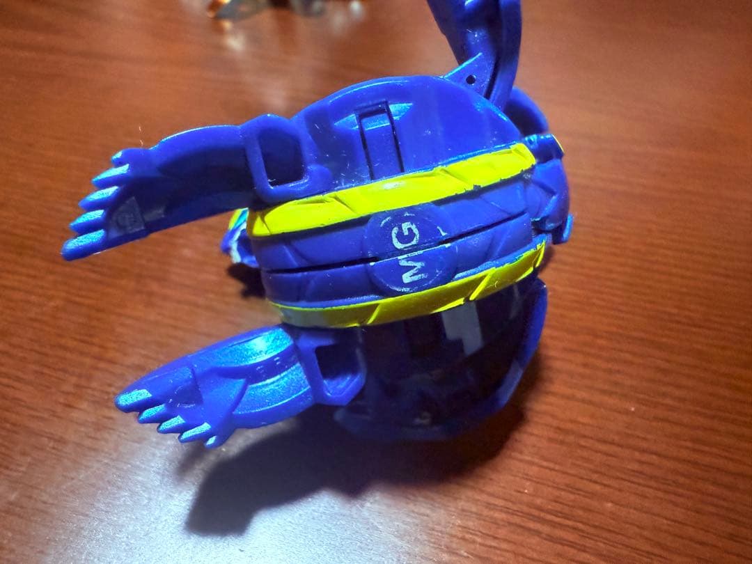 爆TECH爆丸　煌ドラガオンBLUE BLAZE&輝レオネスC&聖アクアスC