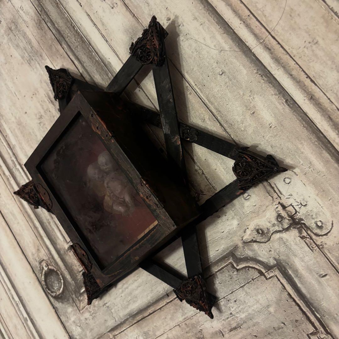 【Special Price】 守護六芒星の中の双頭妖精オブジェ