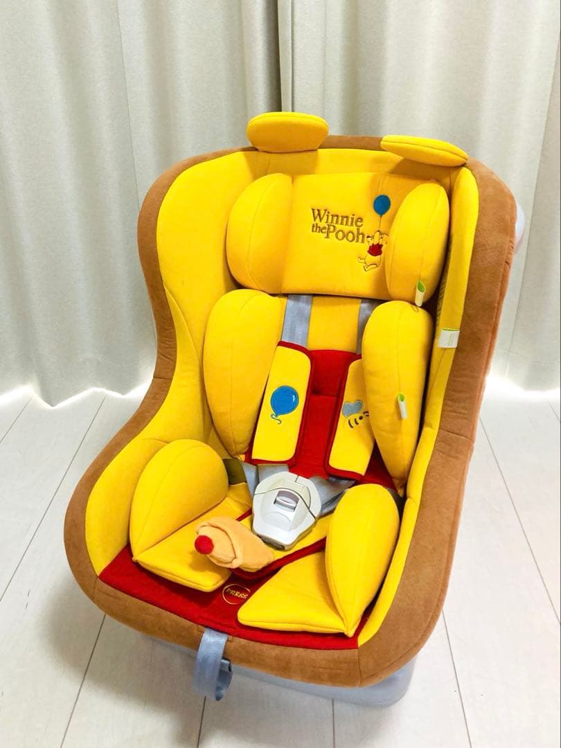 西松屋　くまのプーさん　チャイルドシート　キッズ　ベビー　ディズニー