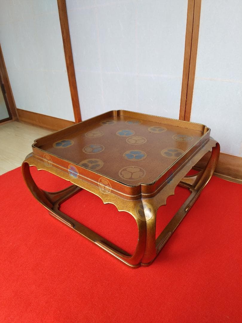 紀州徳川家のお道具展　大阪の某美術館展示品　（懸盤・かけばん・膳・蒔絵）