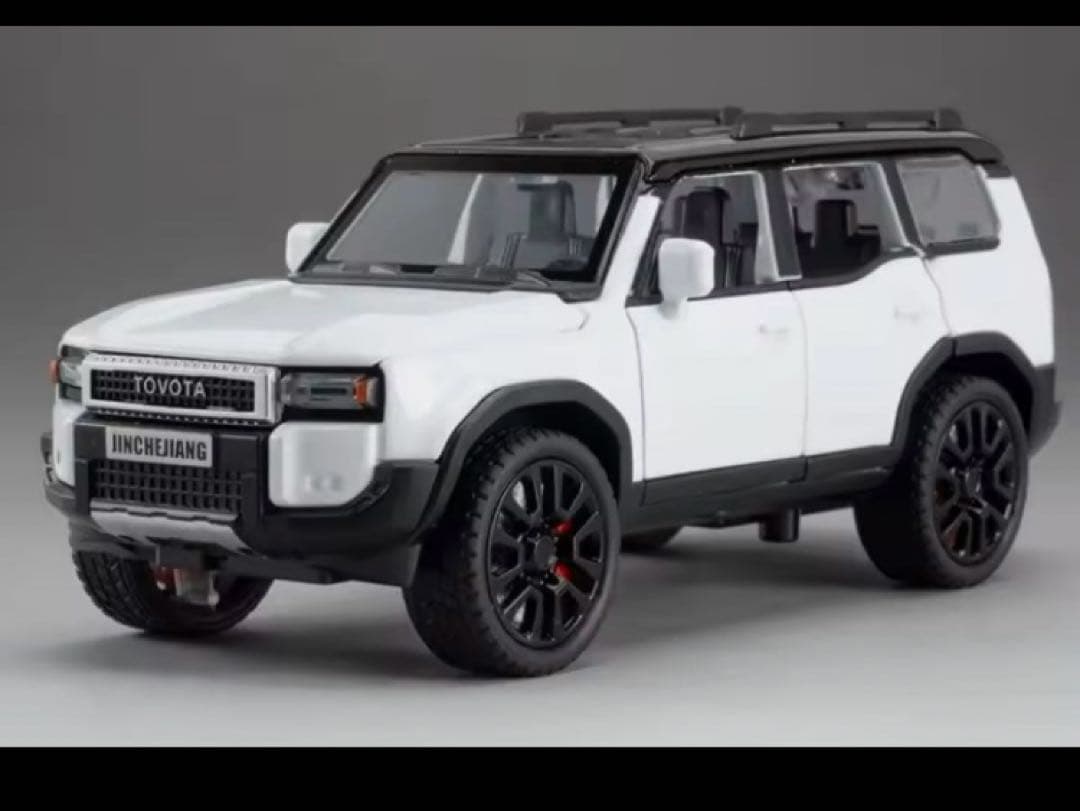 ダイキャスト３台セット　ランドクルーザーland cruiser250ミニカー