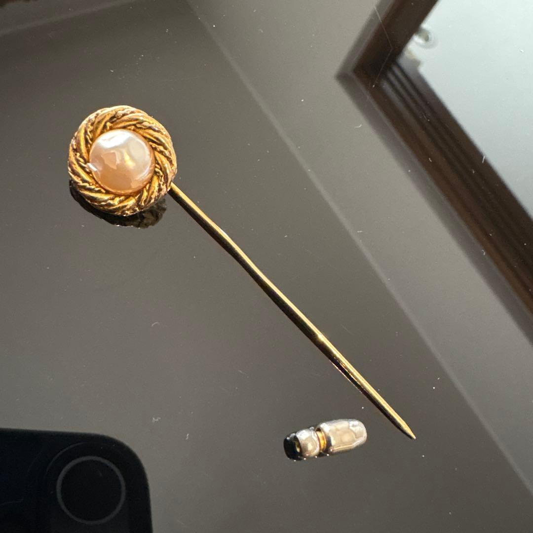 ✨CHANEL brooch✨シャネルブローチ❤️シャネルピンブローチ　GOLD