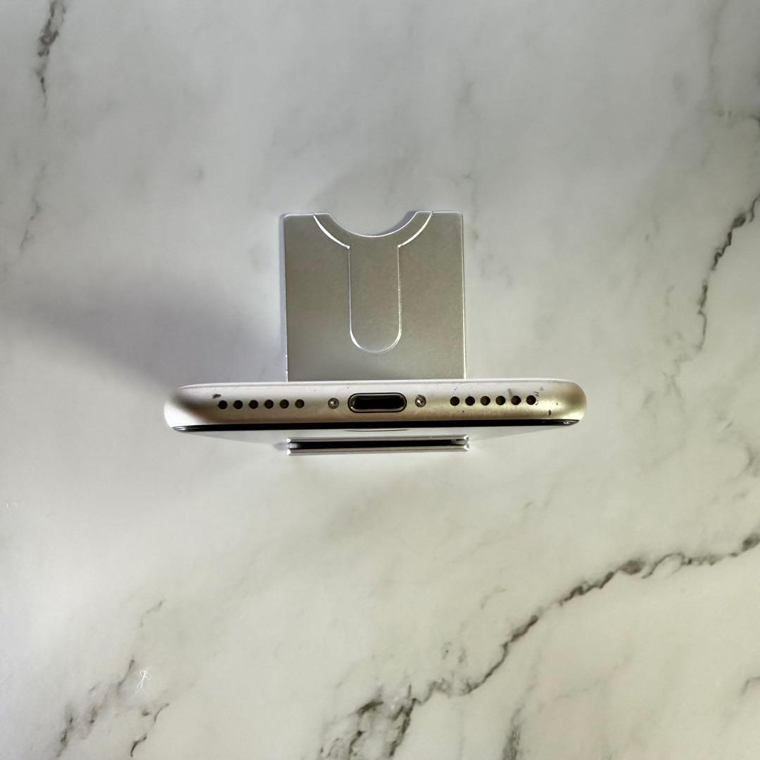 ★新品バッテリー100% iPhone SE 第3世代 128GB SIMフリー