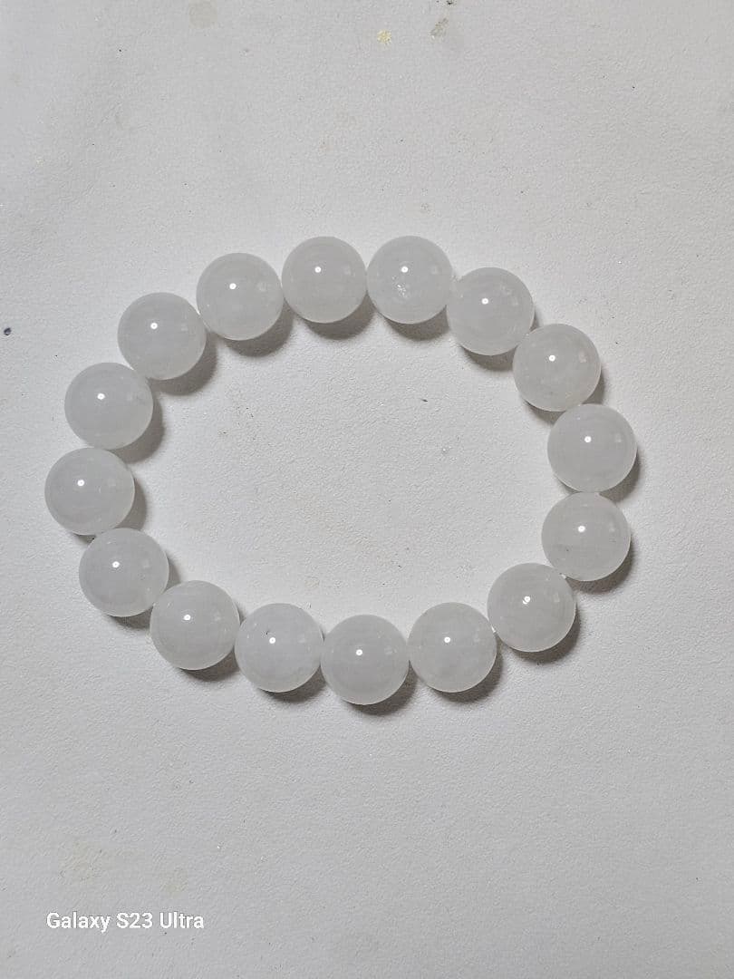 乙女鉱山産乙女水晶１２mm１６玉　上質ブレスレット