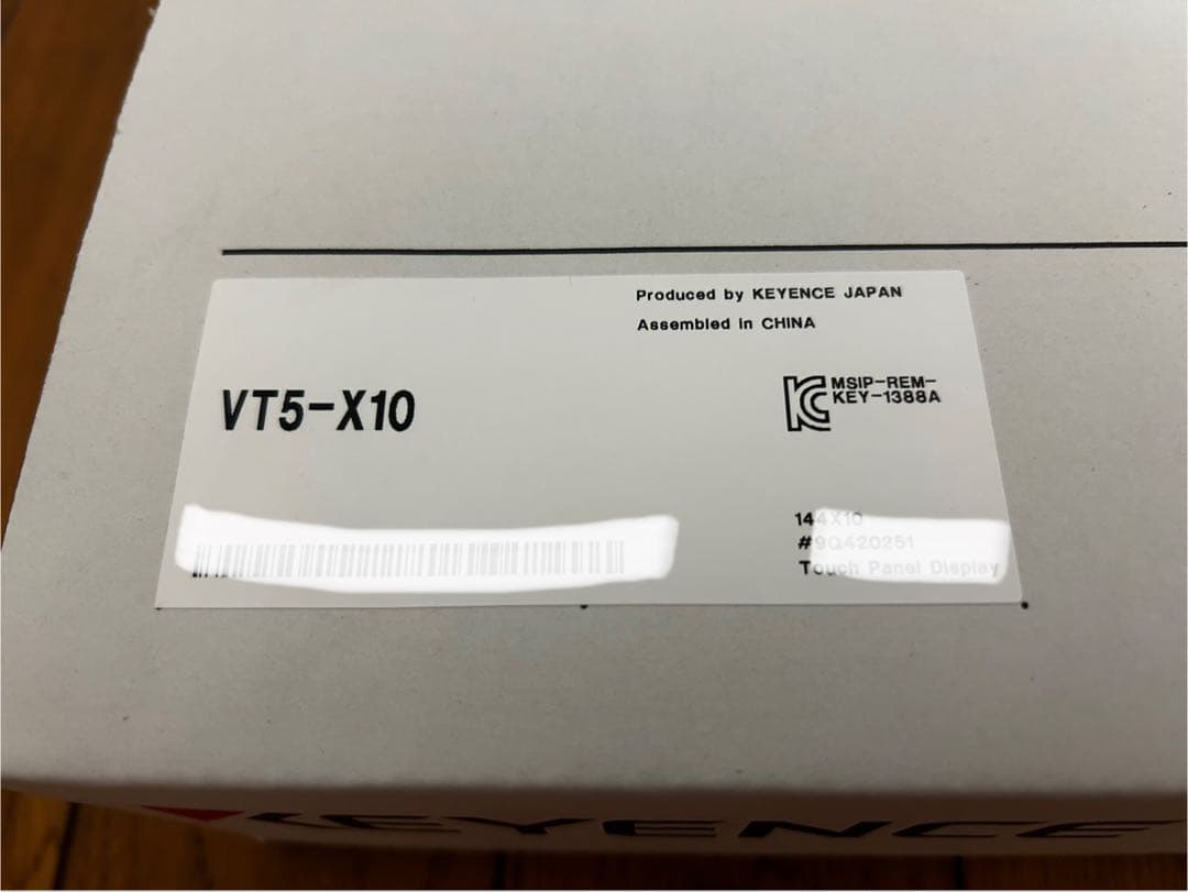 キーエンス タッチパネル VT5-X10 新品