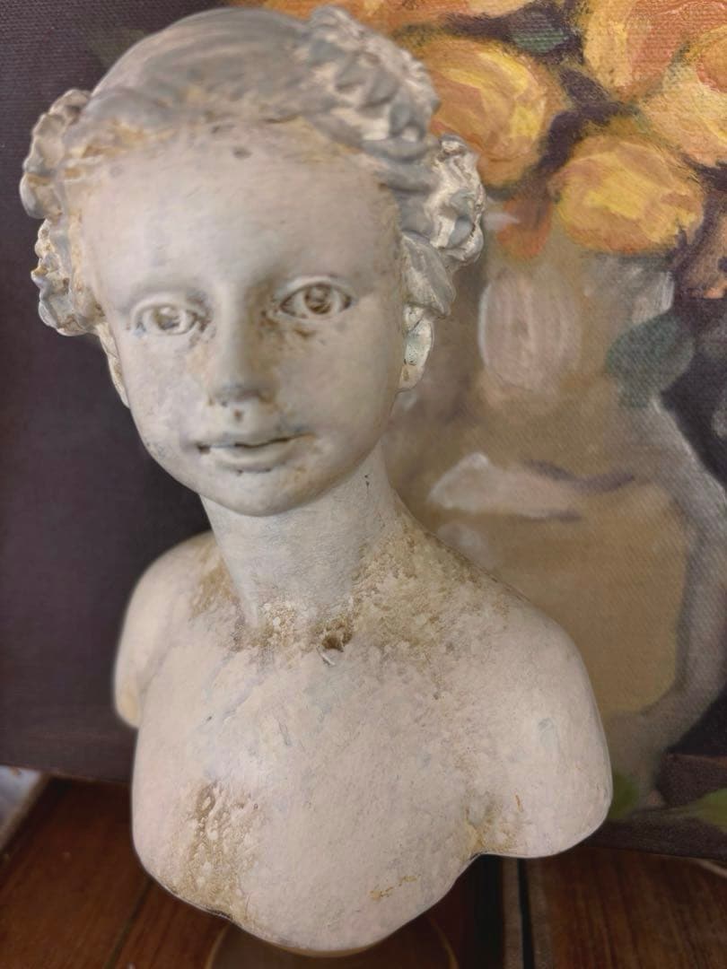 アンティーク雑貨 Classical Child Bust Statue.