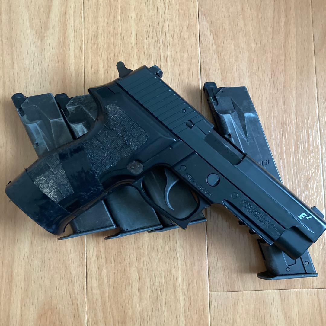 東京マルイSIG SAUER P226 マガジン4本付き