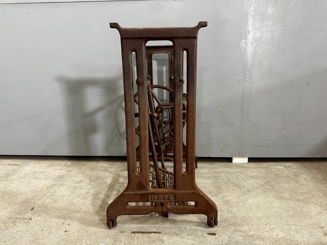 HATA 足踏みミシン ミシン台 ミシン 脚 店舗什器 ヴィンテージ RW258