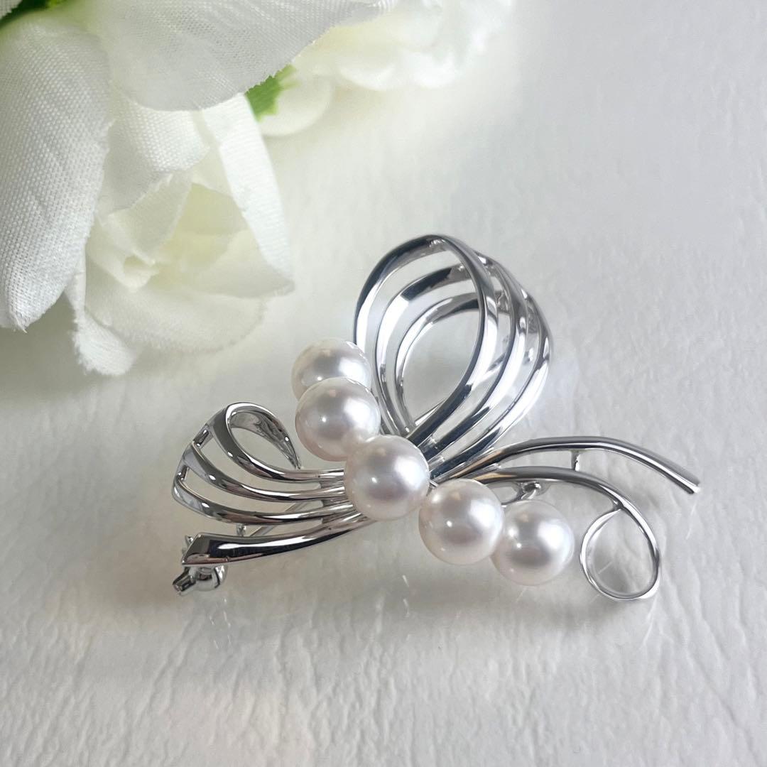 ☆美品☆ミキモト　シルバー　パール　5珠　ブローチ　皇室御用達ブランド