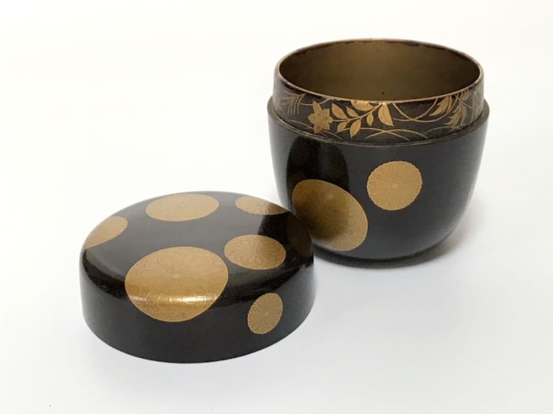 骨董　菊　秋草図　蒔絵　高台寺蒔絵　棗　江戸時代初期