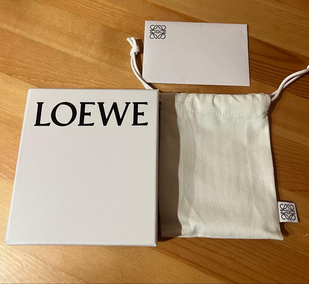 LOEWE 二つ折り財布 美品