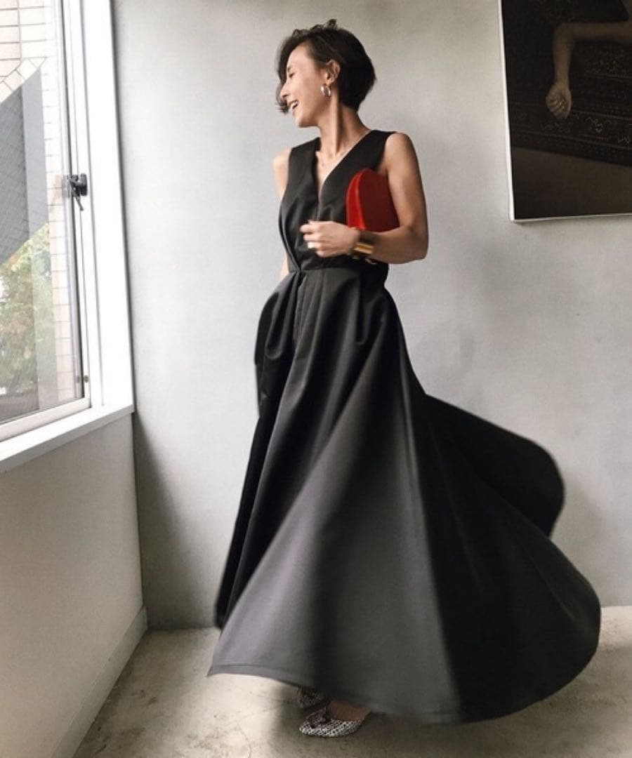 【新品タグ付き】定価¥20300 Ameri アメリヴィンテージ ドレスブラック