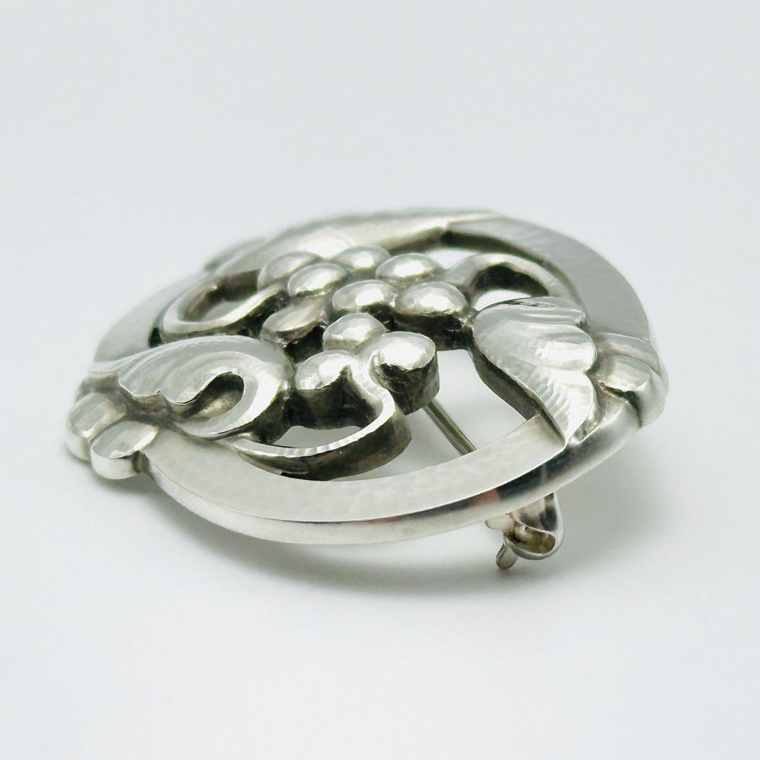   101 ムーンライトグレープ　シルバー　ブローチ