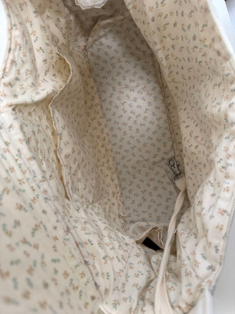 【美品】hubsch グルムスリングバッグ 韓国 キャリーバッグ　ペット　犬 猫