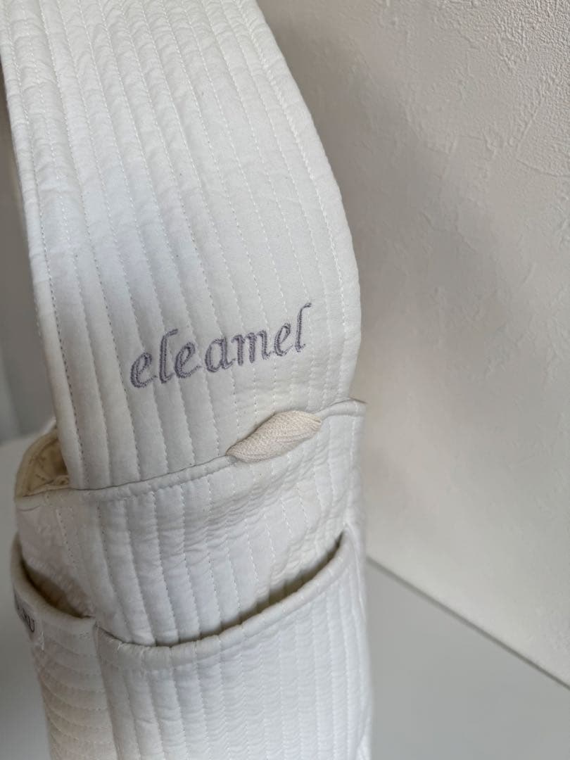 【美品】hubsch グルムスリングバッグ 韓国 キャリーバッグ　ペット　犬 猫