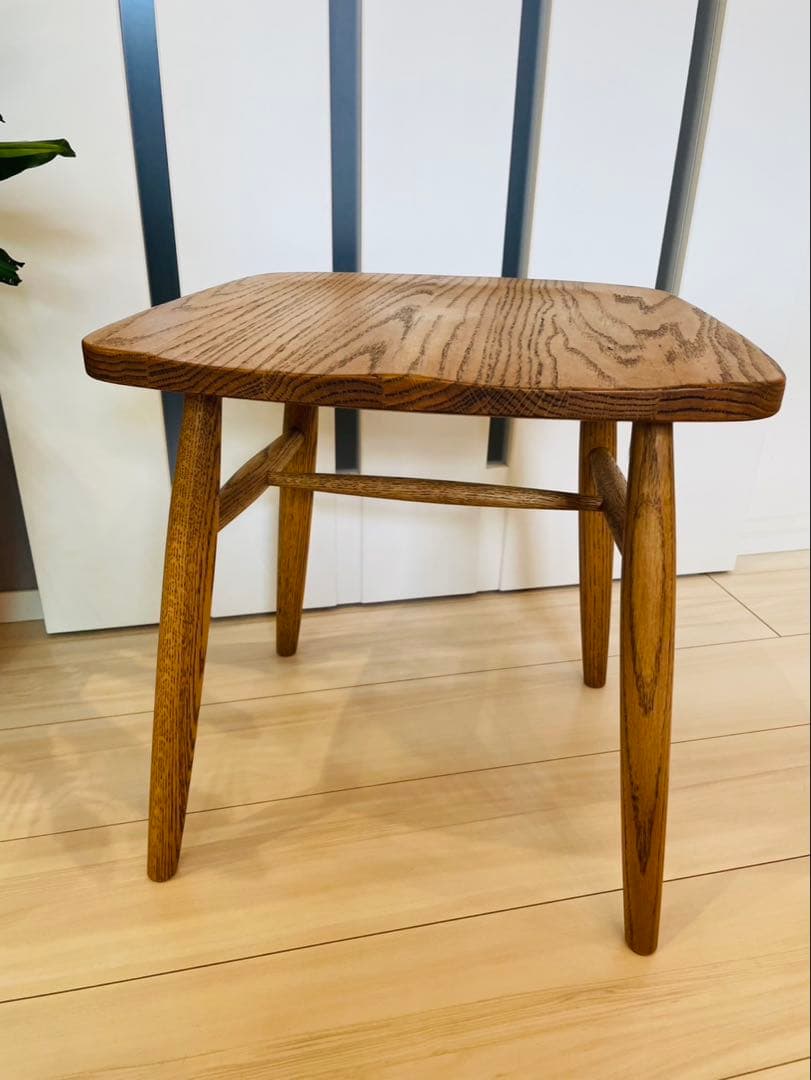 モモナチュラル　スツール