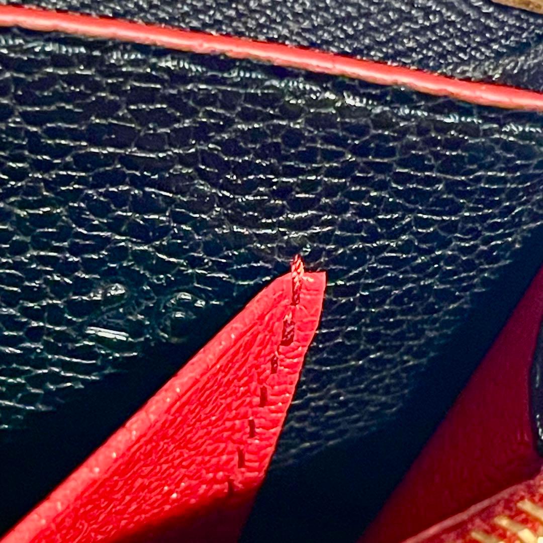 miu miu ミュウミュウ マドラスレザー ハートレター キーケース