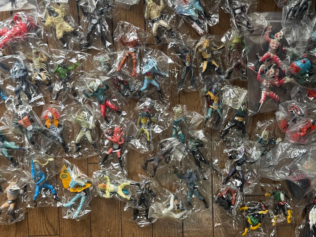 HGシリーズ 仮面ライダー 150体セット ジャンク品 フィギュア ウルトラマン