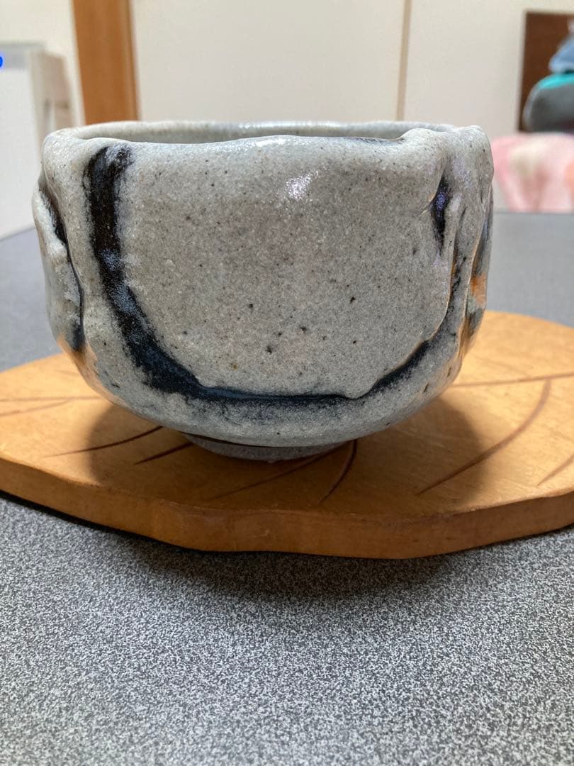 鉄耀白砂秞茶碗　清水卯一作人間国宝