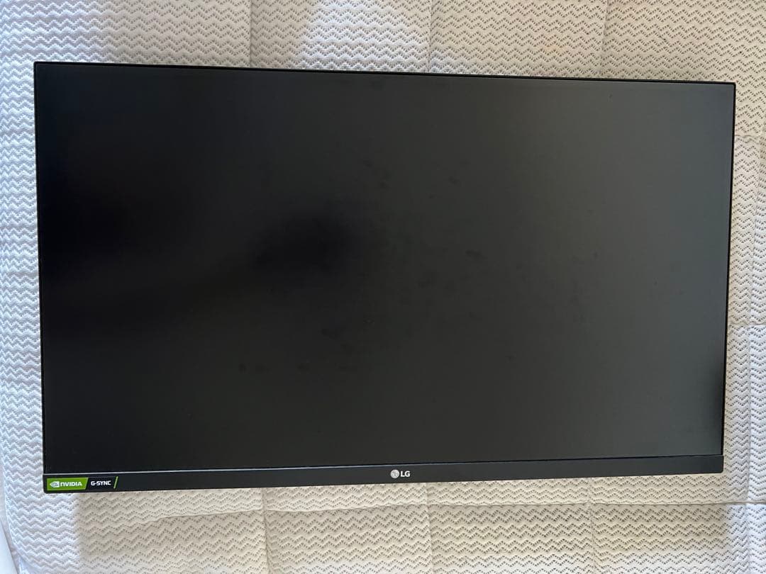 LG UltraGear 27GN800 モニター本体